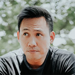 testimonial avatar male  ux builder element